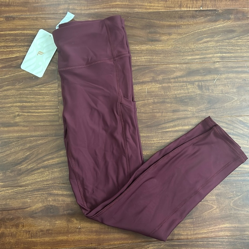 Fabletics High-Waisted Pocket Legging